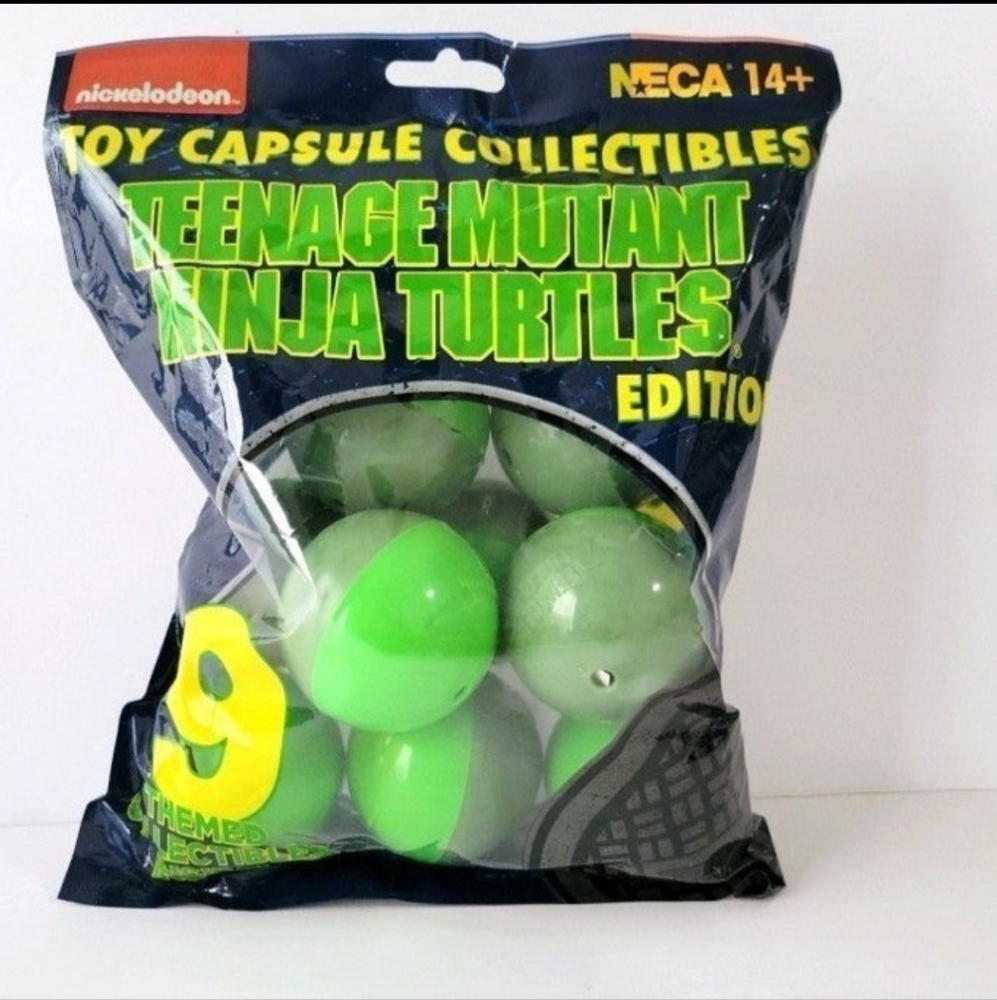 NECA Teenage Mutant Ninja Turtles Toy Capsule Collectibles
